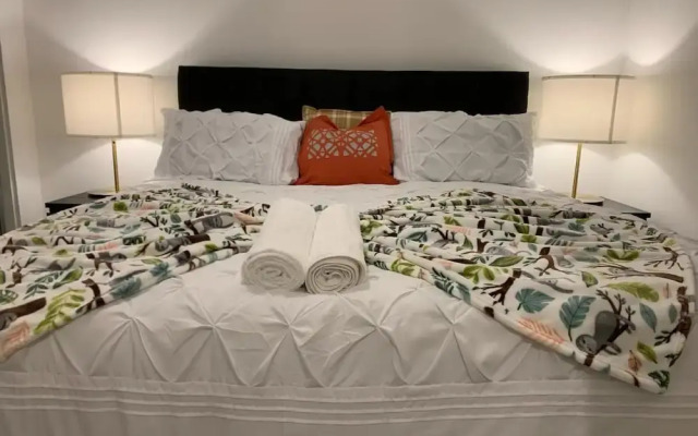 Brand New Entire 4 Bed House/multiple Parking