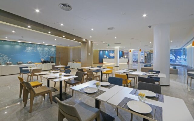 Holiday Inn Express Xiamen City Center by IHG