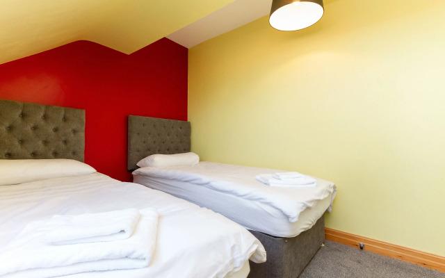 Granada Apartments Queen's Promenade