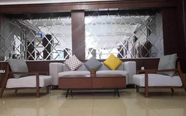 Greentree Alliance Hotel Dunhua Ji An Road Trade C