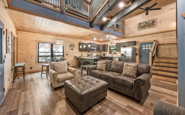 Haven 2 Bedroom Cabin by RedAwning