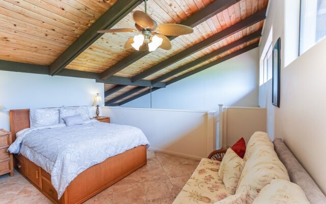 Surf & Racquet Club 4302 by RedAwning