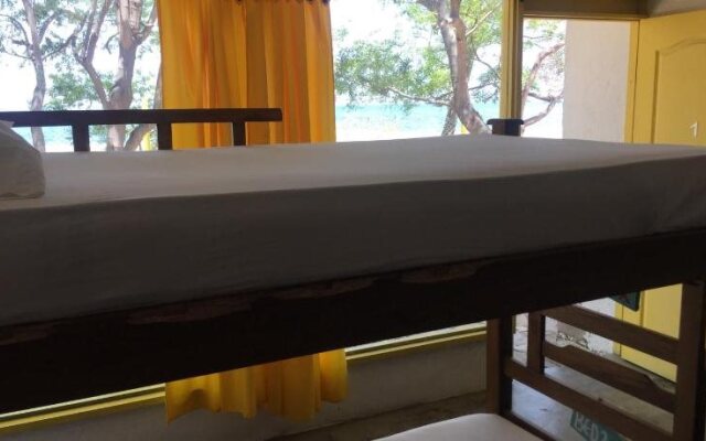 Playa del Ritmo Beach Hostel & Bar