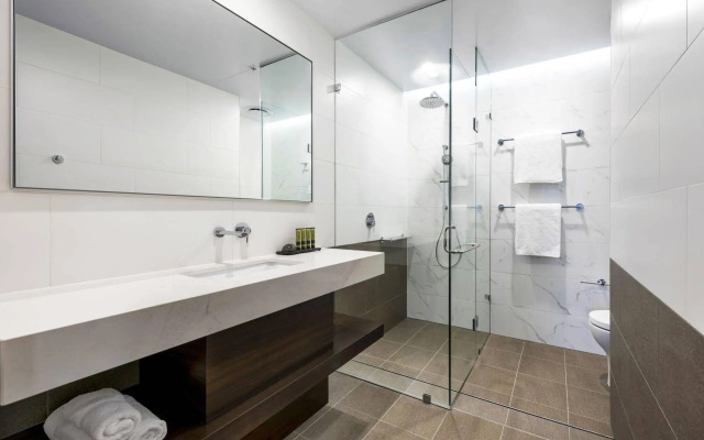 Rydges Perth Kings Square
