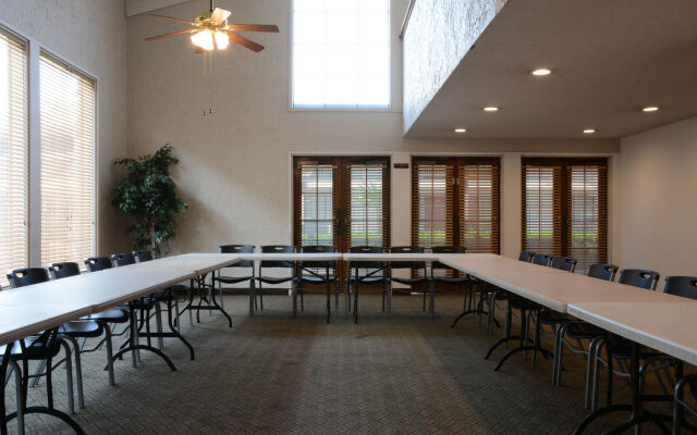 Red Roof Inn San Dimas - Fairplex