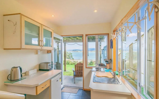 Seaview Serenity- Whitianga Holiday Home