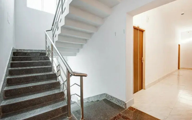 Hillside Magnum by OYO Rooms