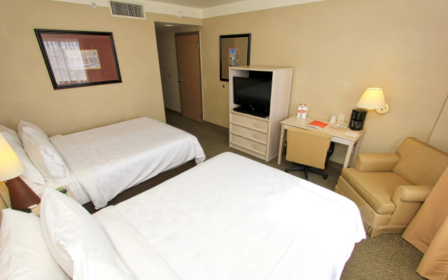 Holiday Inn Convention Center by IHG