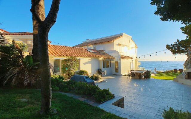Luxury Beachfront Estate & Private Beach.