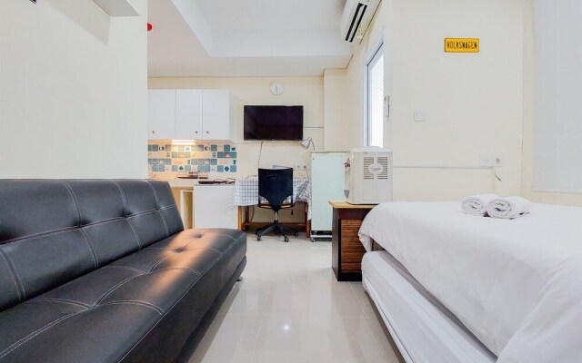 Fancy And Strategic Studio Apartment At B Residence