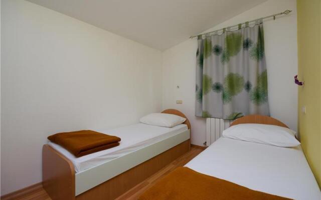 Apartmani 'Mirijana Gabrić' A3