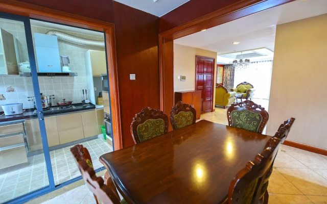 Elizabeth Royal Apartments