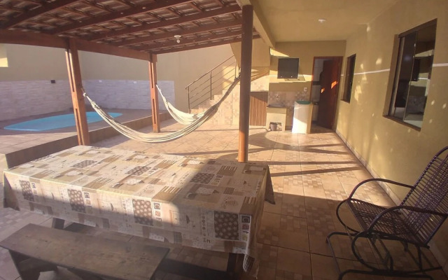 Sobrado com piscina em Caiobá