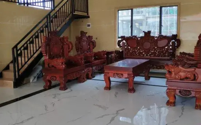 Dongxing Xinlongyuan Hotel