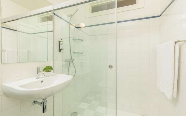 Travelstaytion - Flores M in Porto