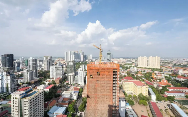 Perfect Studio at The View by Soben Home