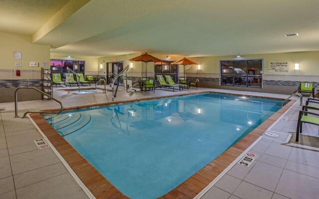 Hampton Inn & Suites Elyria
