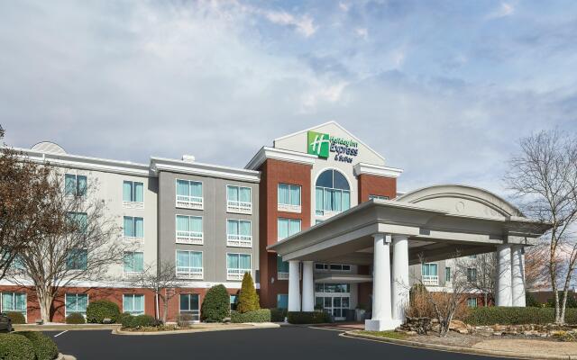 Holiday Inn Express I-26 & Us 29 At Westgate Mall, an IHG Hotel