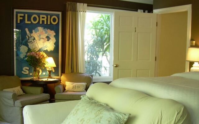 Salmonberry Inn & Beach House