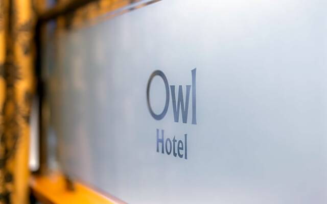 Owl Hotel