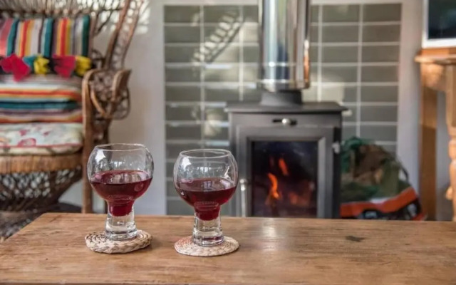 "115 The Coach House"