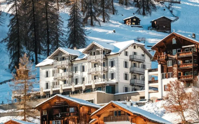 The Alpina Mountain Resort