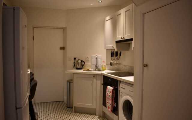 Renovated 2 Bedroom Dublin Flat By City Centre