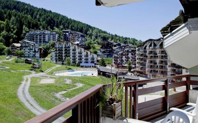 Appartement La Tania, 3 pièces, 8 personnes - FR-1-513-37