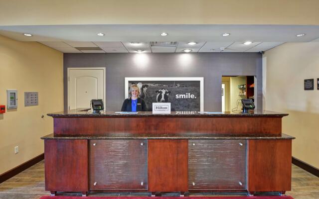 Hampton Inn & Suites Peoria at Grand Prairie, IL