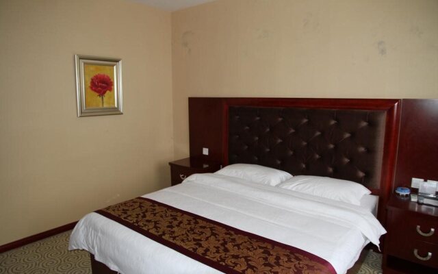 Chengdu Shenzhou Hotel