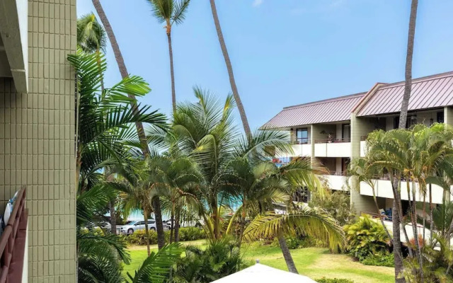 Oceanfront Condo 117 in Kailua-kona