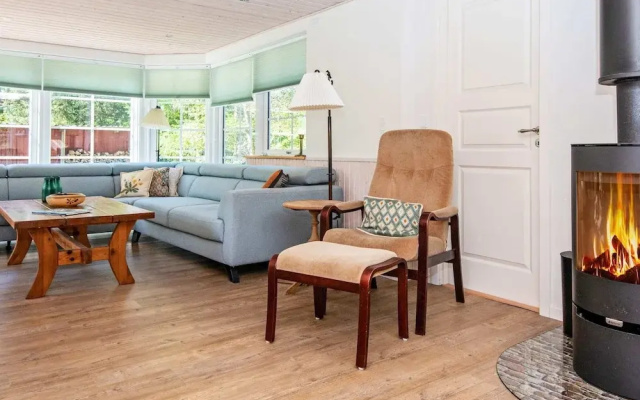 Vibrant Holiday Home in Tarm near Sea
