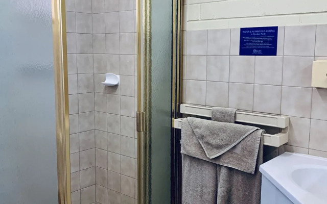 Opal Inn Hotel Motel