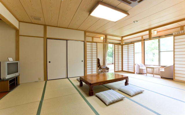 Tokiwaso – Guest Rooms – Miyakonojo