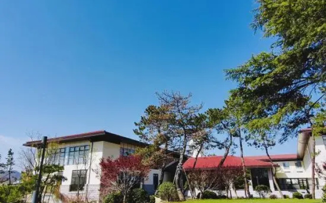 Qingdao Yihai Garden Hotel (Jimo Hot Spring Branch)