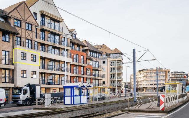 Catamaran Apartment in Sint-idesbald