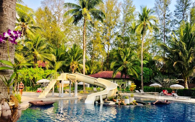 Palm Galleria Resort