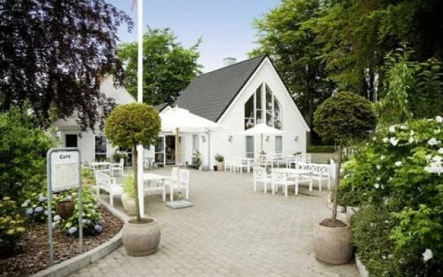 Lundeborg Hotel & Cafe