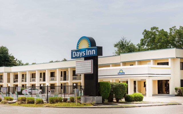 Days Inn by Wyndham Little River