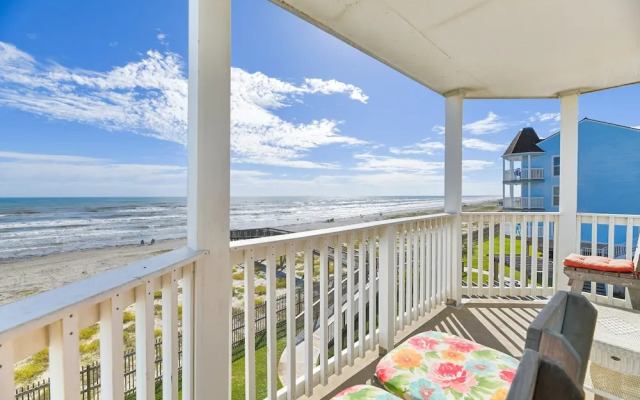 Seascape 2211 2 Bedroom Condo by RedAwning