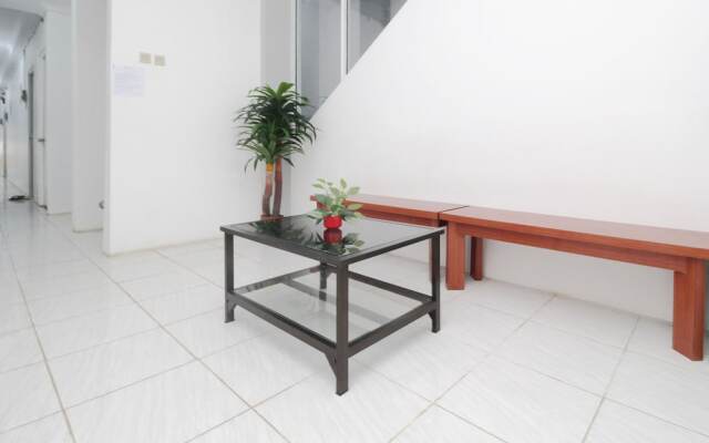 Airy Tawangsari Puri Anjasmoro EE3 5 Semarang