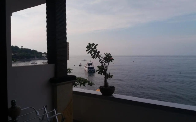 Warung Ombak Homestay
