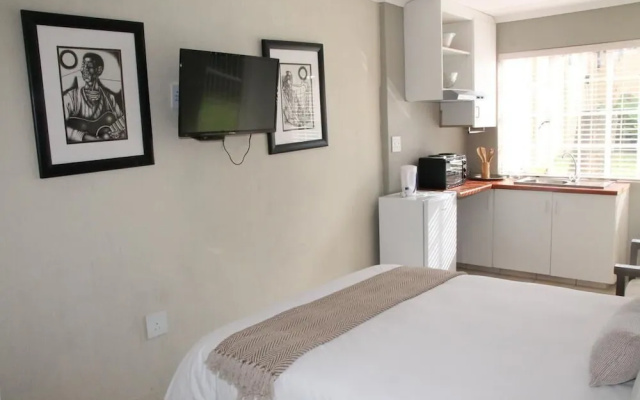 Kayamina Guesthouse