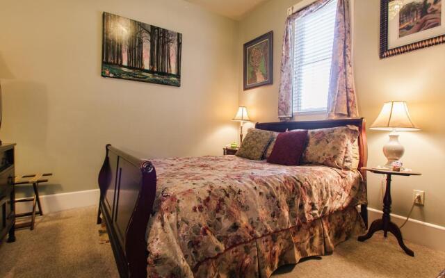 Austin Folk House