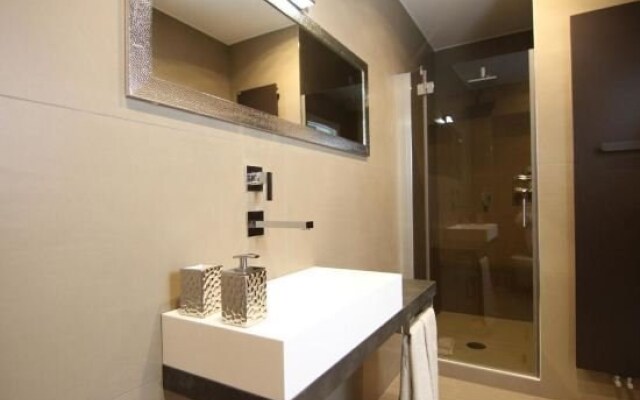 Residenza San Vitale 27 Suite Home