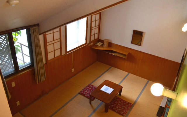 B&B Pension Hakodate Mura