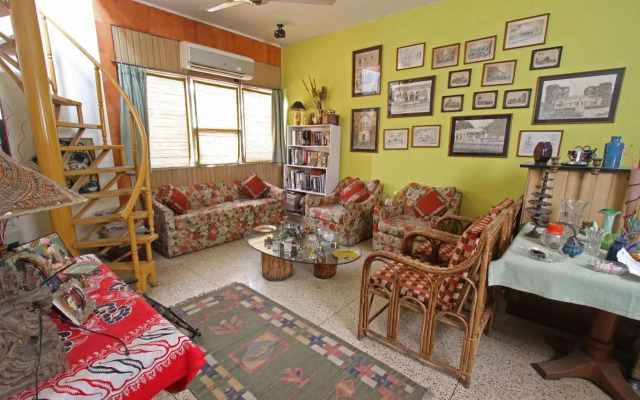 Nina Kochhars Homestay