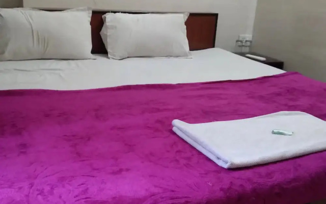Raja Guest House