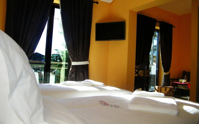 Theatro Hotel Odysseon