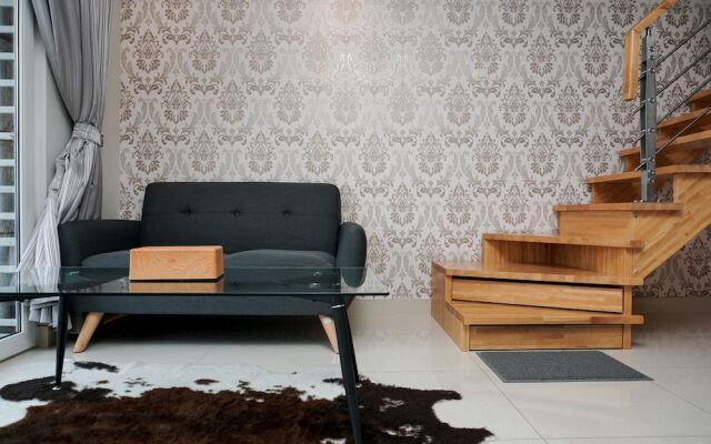 Stunning 2BR Loft Apartment at Maqna Residence